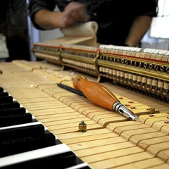 VD_matthias-maurer-facteur-piano-outils-©-jmplanche.jpg