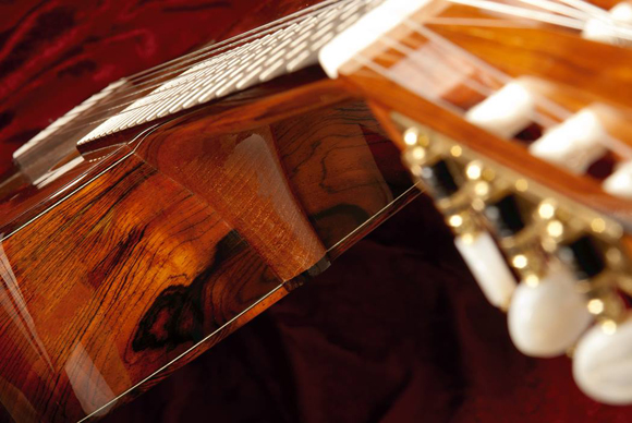 VD_gabriel-martin-luthier-guitare.jpg
