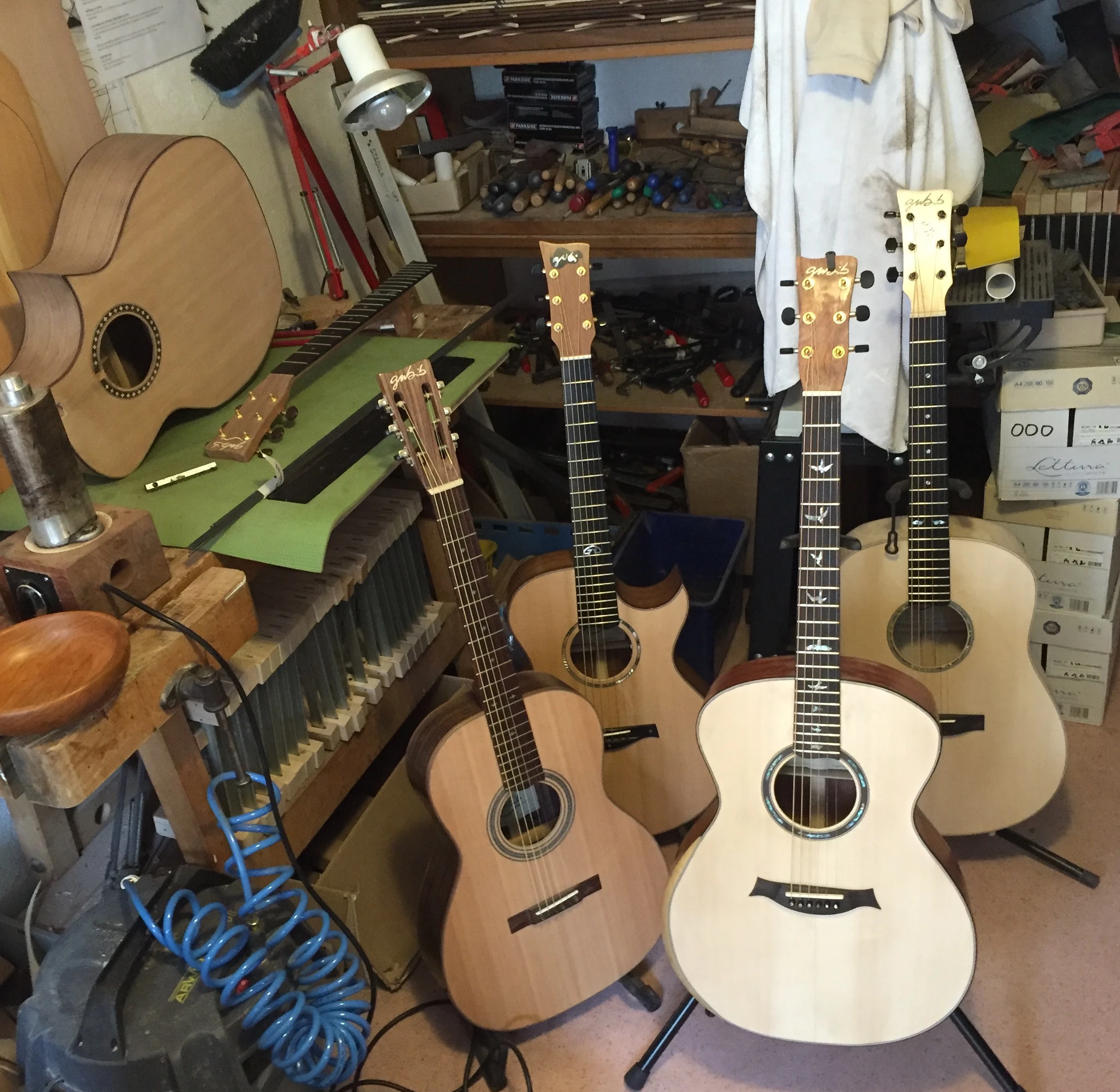 TI_beniamino-gubitosa-luthier-guitare-atelier.jpg