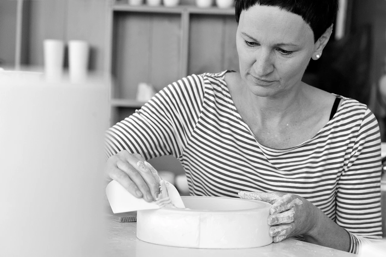 BE_Irene Bernegger_Keramik_Kunsthandwerk_Fotographie Franz Schwendimann_Arbeit.jpg