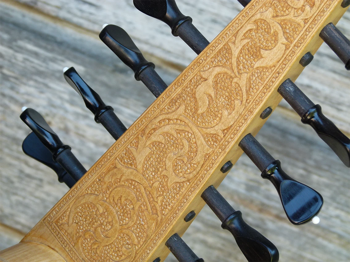 VD_Hans Martin Bader_Luthier_ASMA_Luth renaissance.png