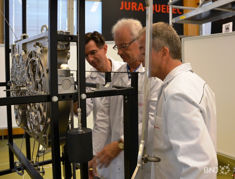  Une horloge qui crée des liens