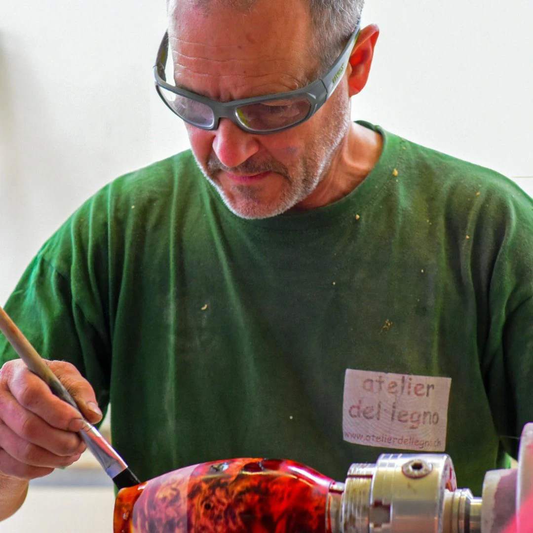 TI_Bachofen-Matthias_Tornitore-di-legno_mestieri-d-arte_ASMA_Lavoro2.jpg