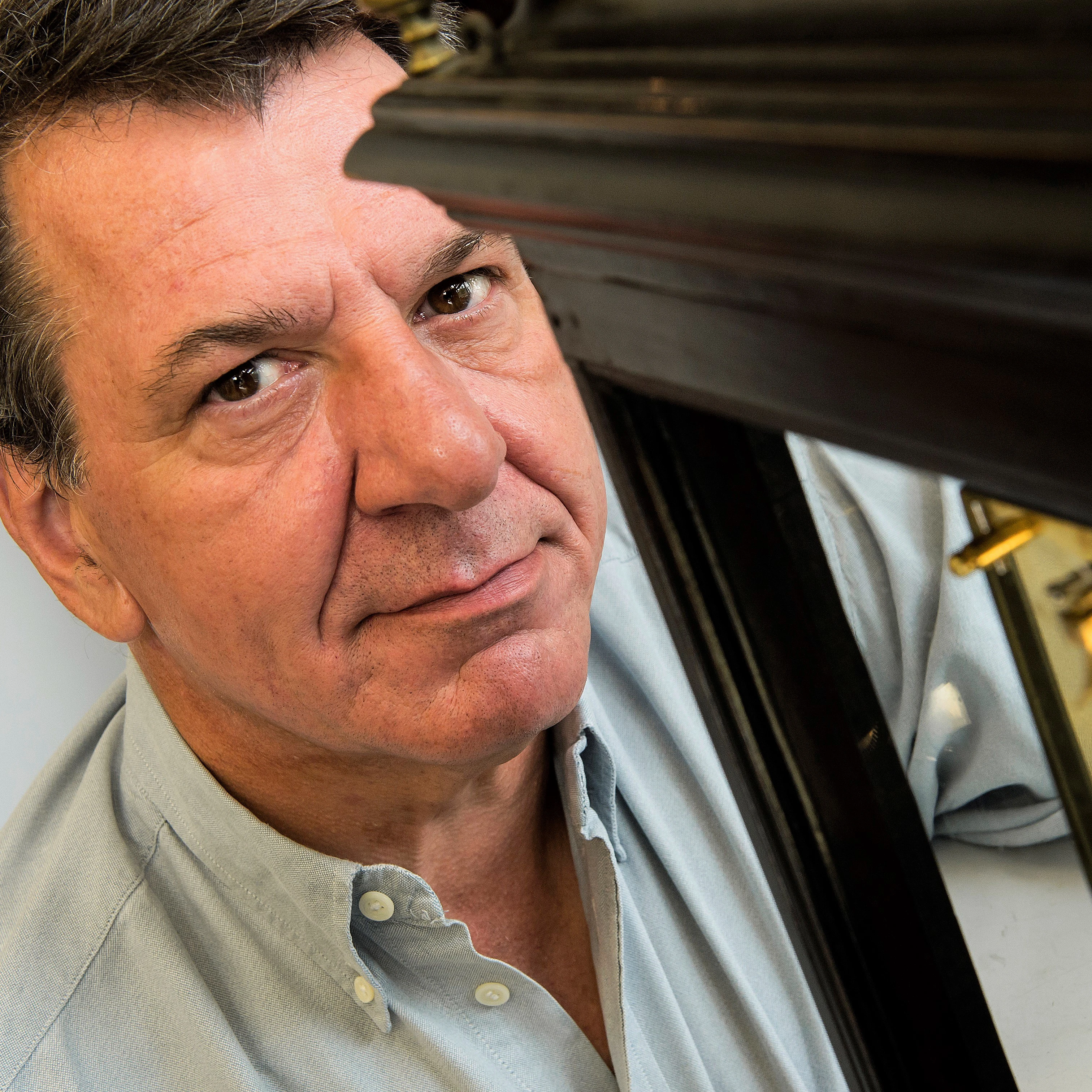 VD_dominique-mouret-horloger-portrait-©thierryporchet.jpg