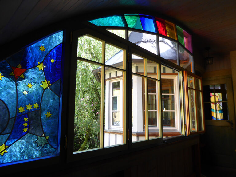 BE_Knoblauch-Ursula_Glasmalerin_Kunstglaserin_Kunsthandwerk_ASMA_veranda-verglasung.jpg