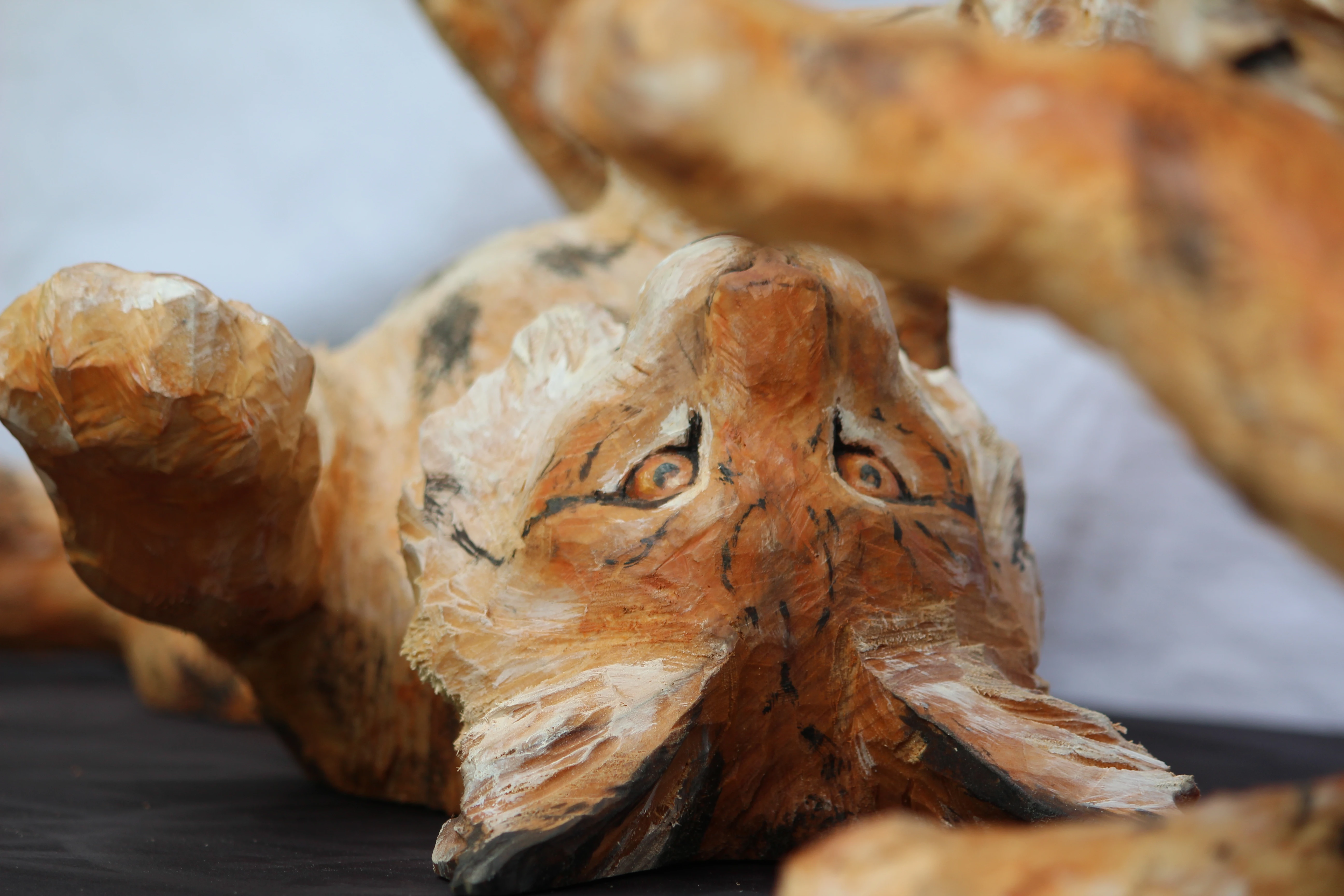 BE-HOLZAB-sculpture-bois-lynx.JPG