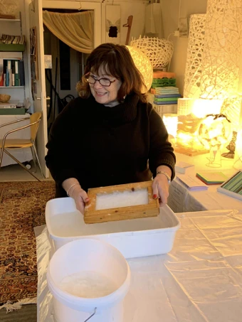 VD_ginette-magnenat-creatrice-objet-papier-geste.png