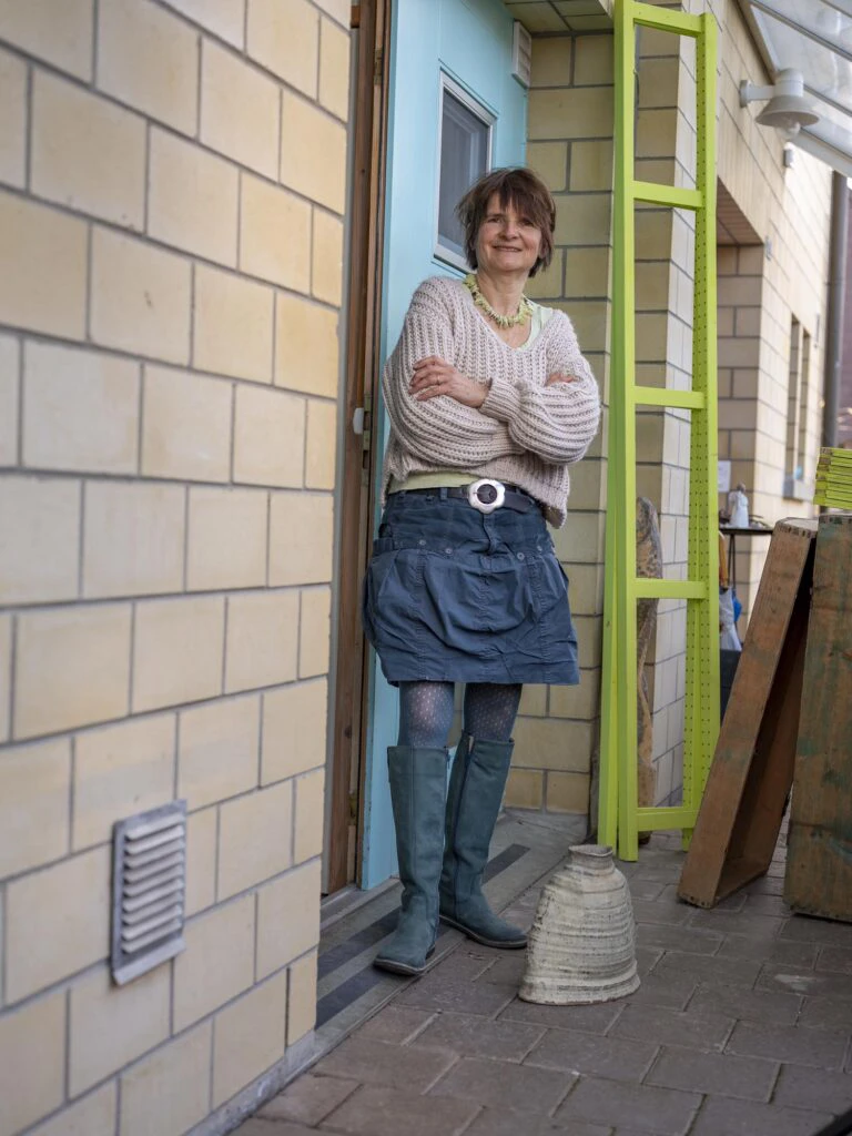 BE-Suzanne-Beck-Burg-Keramikerin-Kunsthandwerk-ASMA-Portrait.jpg