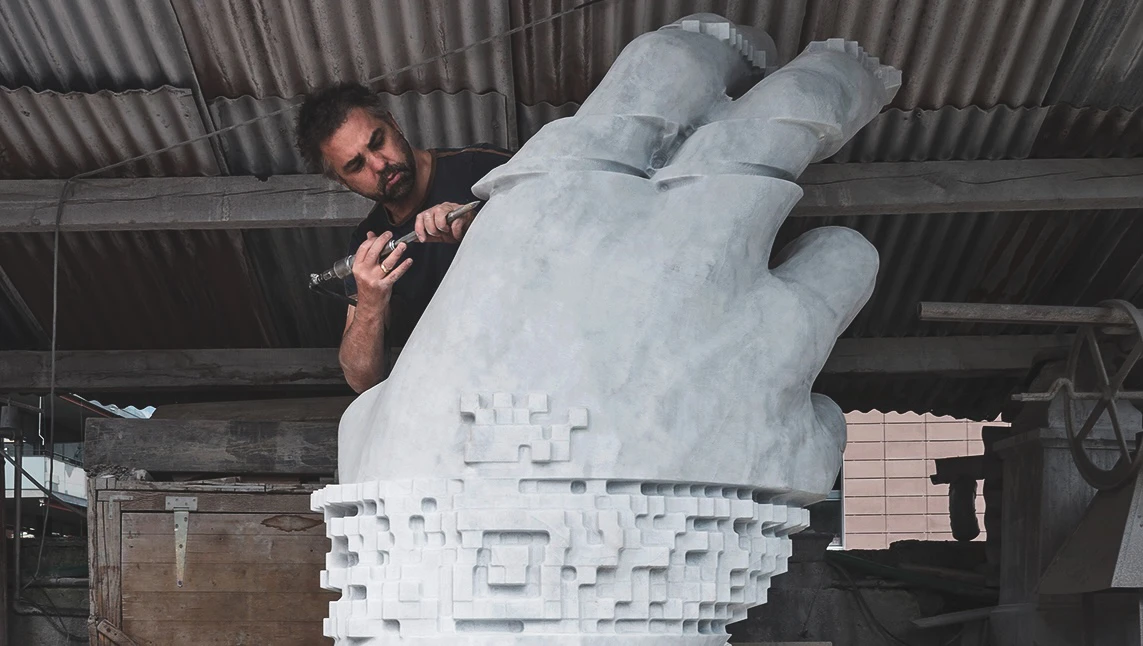 GE_Vincent_Dubois_Sculpteur_Pierre_Metiers-d-Art_Geste.jpg (1)