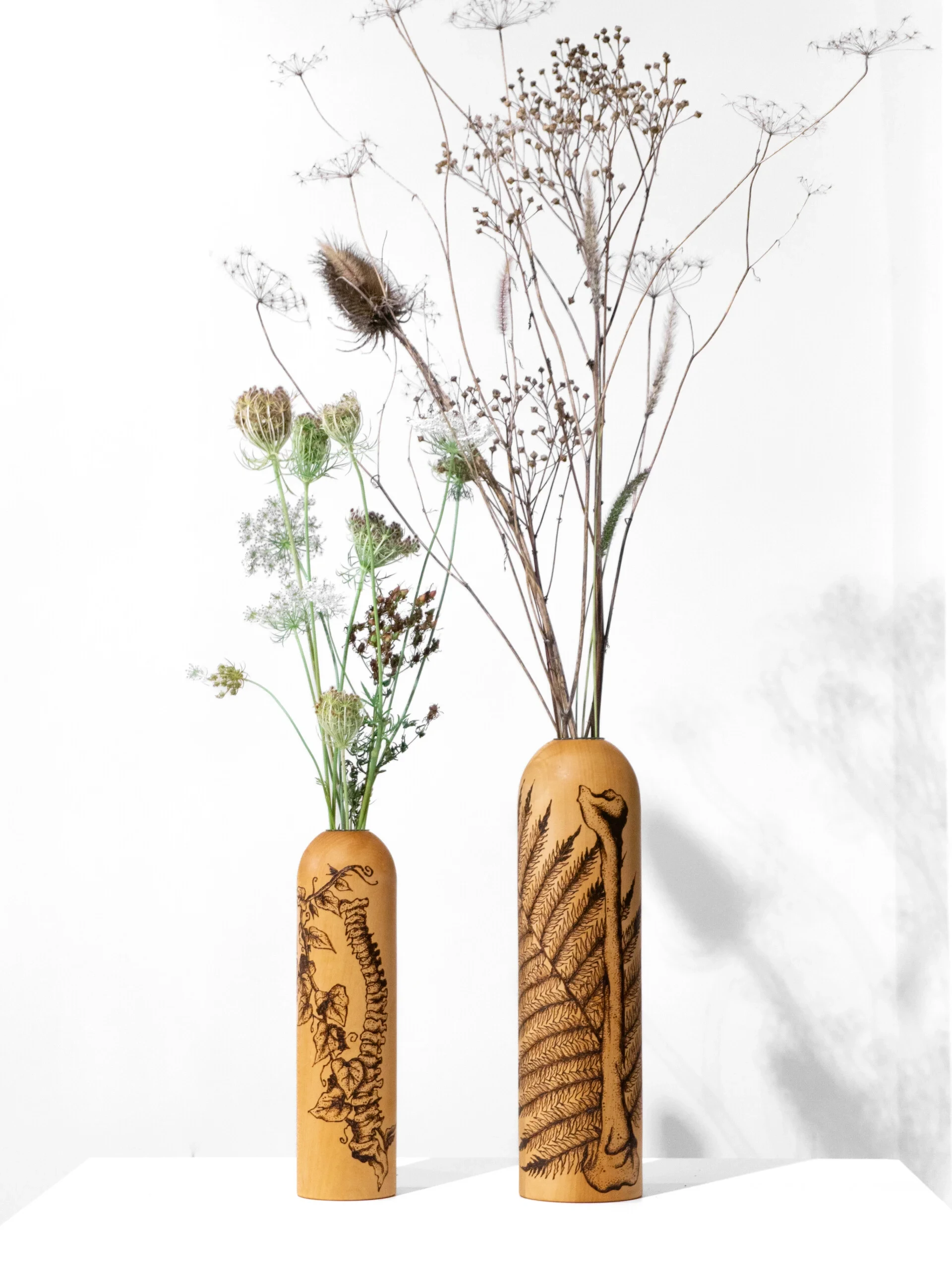 BE_Hess Ramona_Drechslerin_vase.png