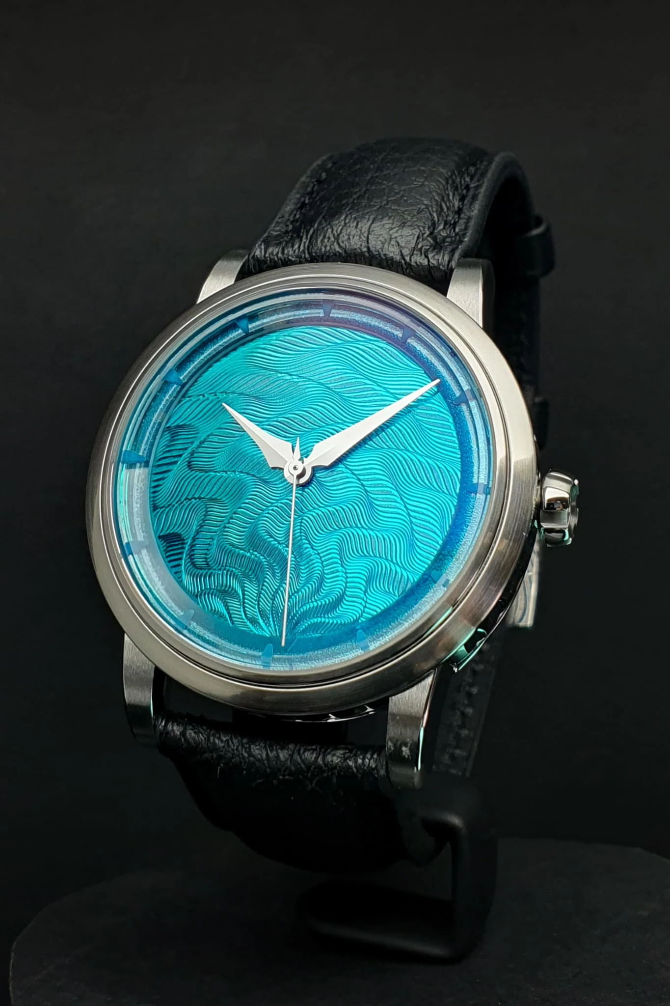 VD_ASMA_Calina Shevlin_Guillocheuse_ASMA_montre.jpg