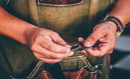 Vignette_GE_API_Association pour le patrimoine industriel_Typographie_Impression_Metiers-dart_ASMA_Geste.jpg