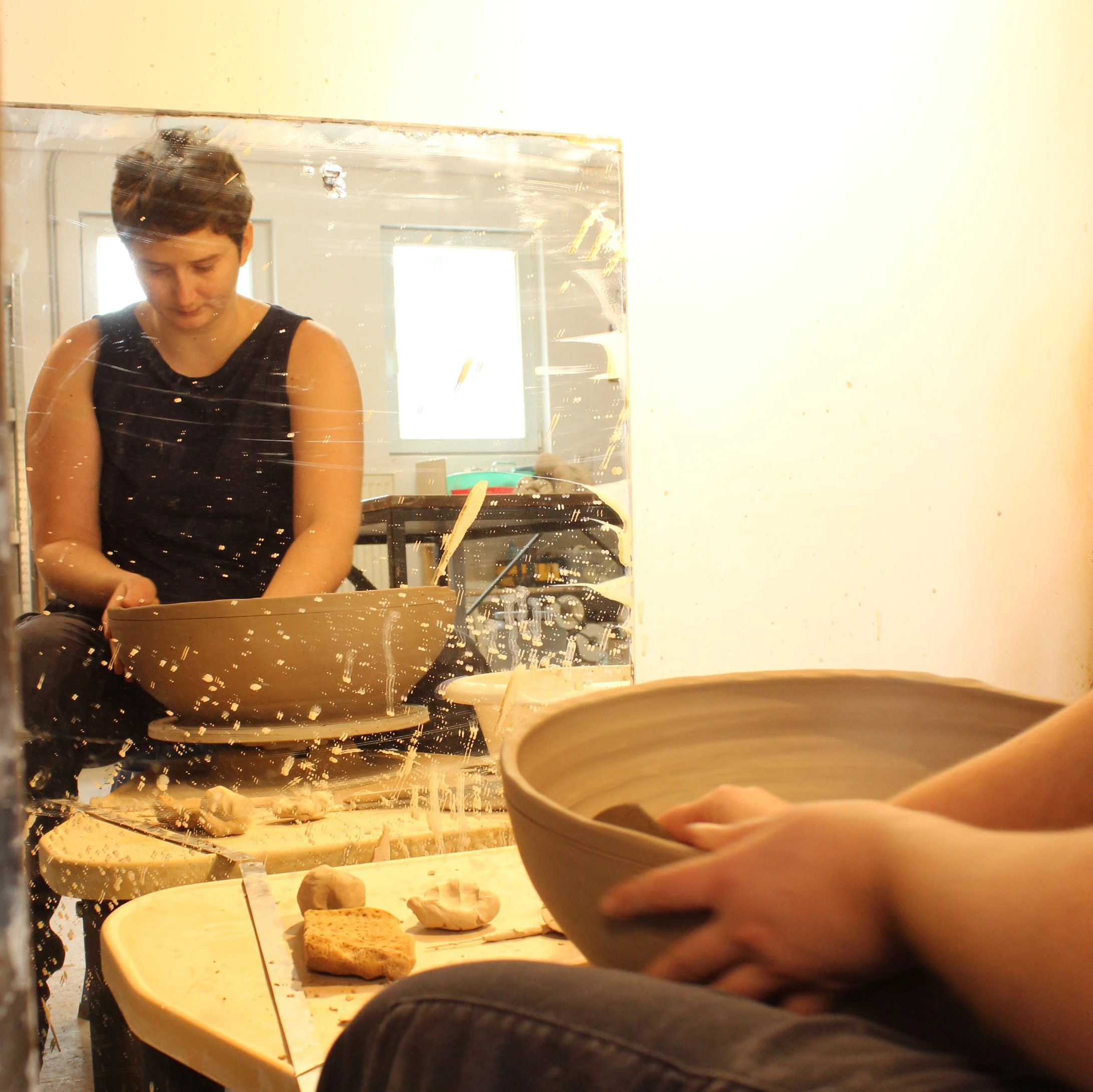 JU-ASMA-Saussure Irène_ceramiste-Travail.JPG