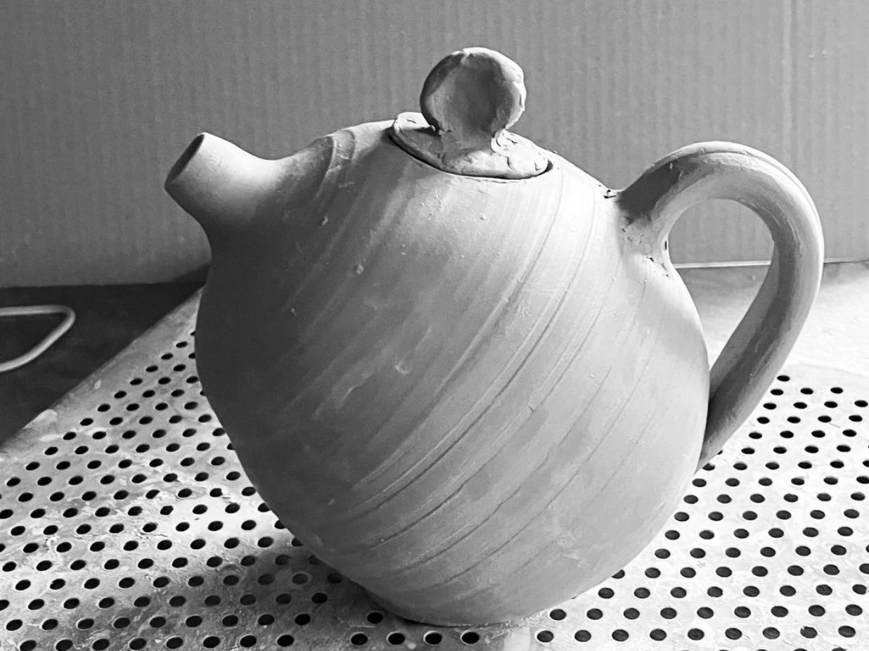 GL-Luc-Feitknecht-ceramiste-theiere.png