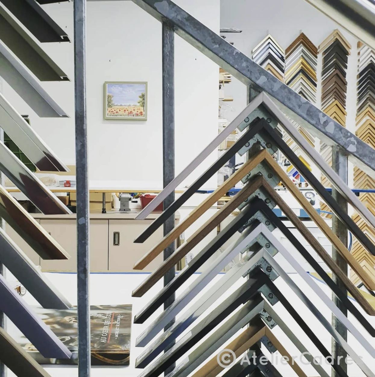 VD_Ariane Honegger_Claire Von Martini_Atelier_Cadres_Encadrement_ASMA_Metiers_d_Art_Atelier_V2.png