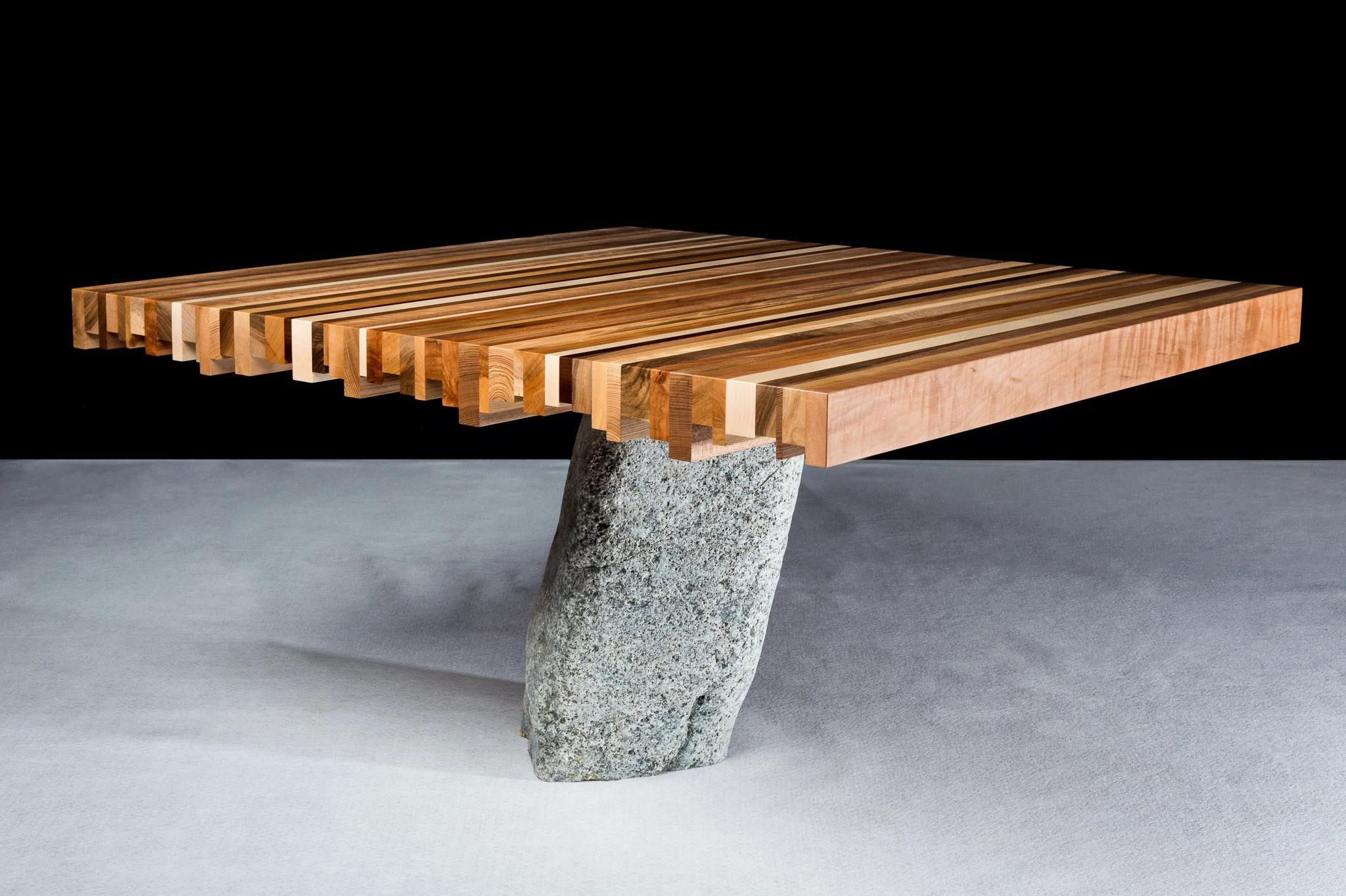 VD_damien-ythier-ebeniste-table-2.jpg