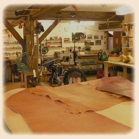 JU-sellerie-hess-sellier-atelier.jpg