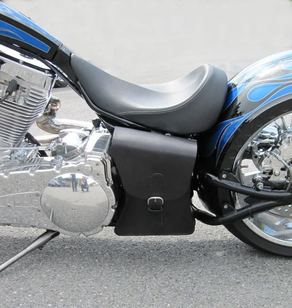 VD_christophe-seewer-maroquinier-selle-moto.jpg