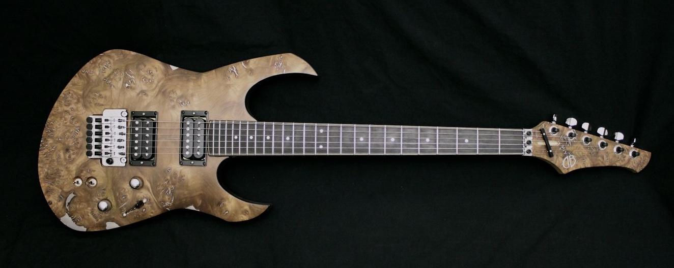 VD-Daniel_Borel_luthier-guitare-vignette.jpg