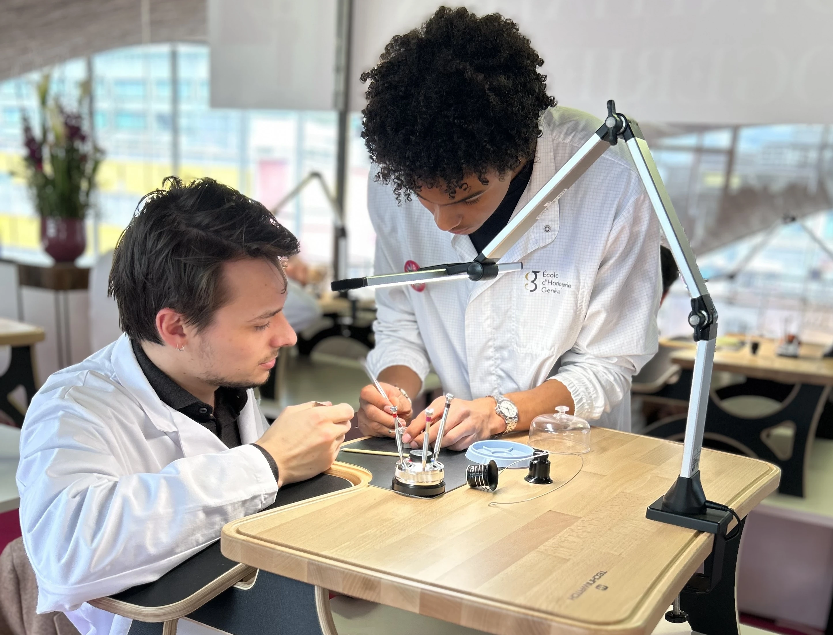 Vignette_GE_Atelier d'initiation_Metiers-Horlogerie_CFPT_JEMA26_MAG.jpg